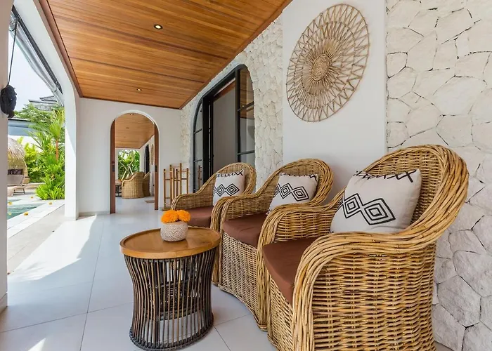 Luna 4br Dual Living, Pool & Bbq Villa *