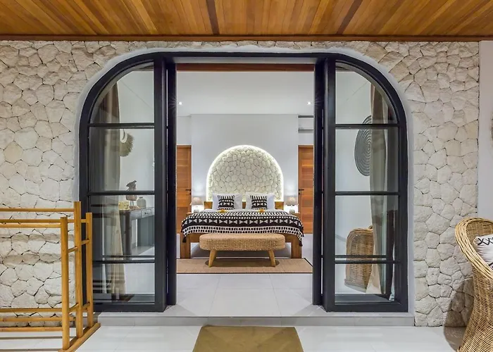 Villa Luna 4br Dual Living, Pool & Bbq *