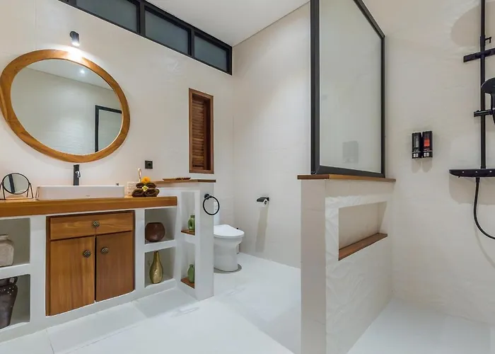Luna 4br Dual Living, Pool & Bbq