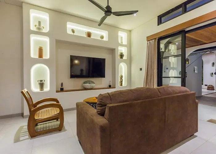 Luna 4br Dual Living, Pool & Bbq Seminyak