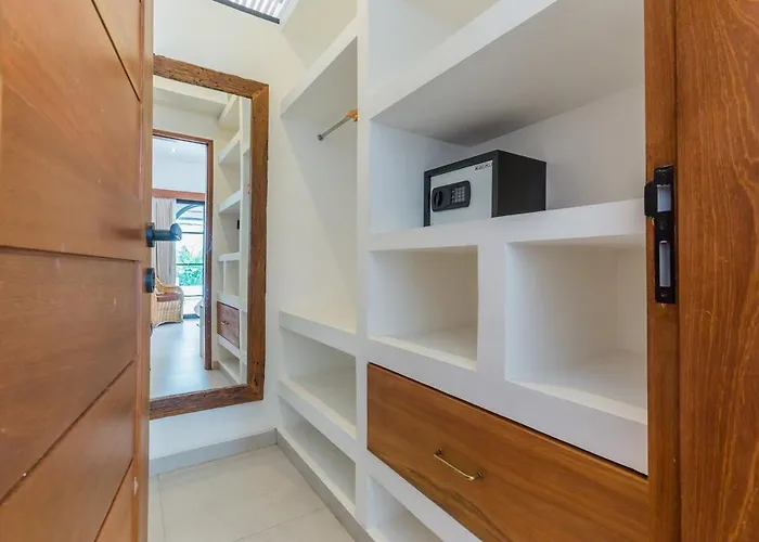 Luna 4br Dual Living, Pool & Bbq *